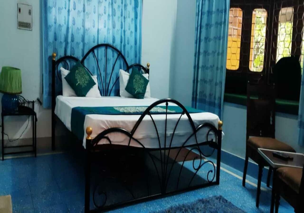Hotel Ambavgarh Palace Udaipur Bagian luar foto